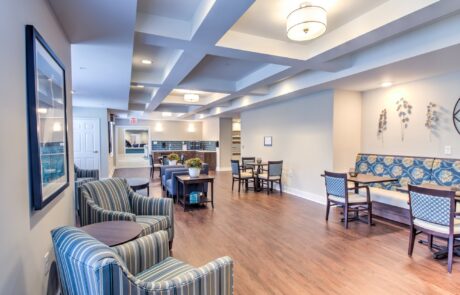 Tapestry Senior Living Springboro resident lounge in Springboro, OH