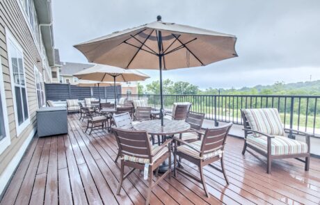 Tapestry Senior Living Springboro outdoor patio in Springboro, OH